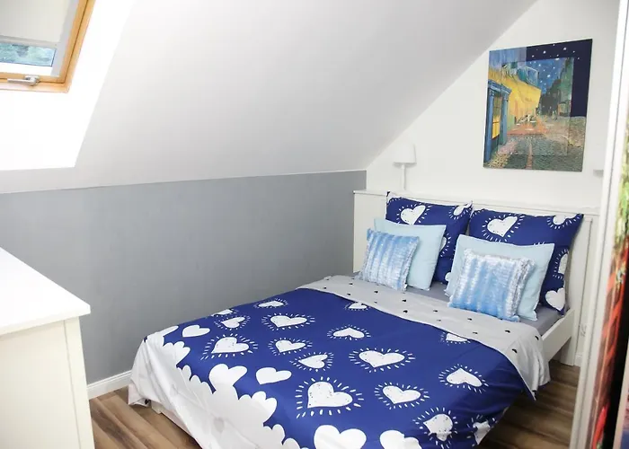 I Zacisze Apartment Brenna