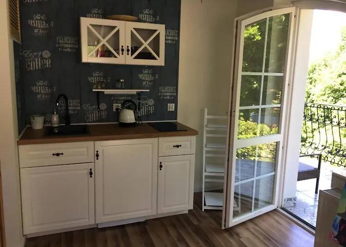 I Zacisze * ברנה